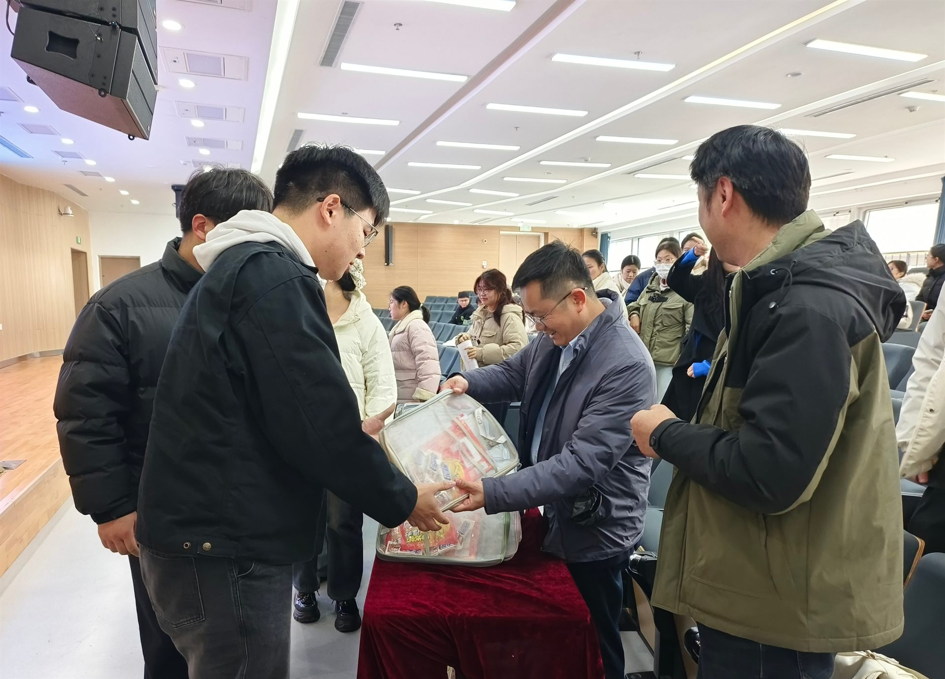 微信图片_20251211104929_80_207_副本.jpg