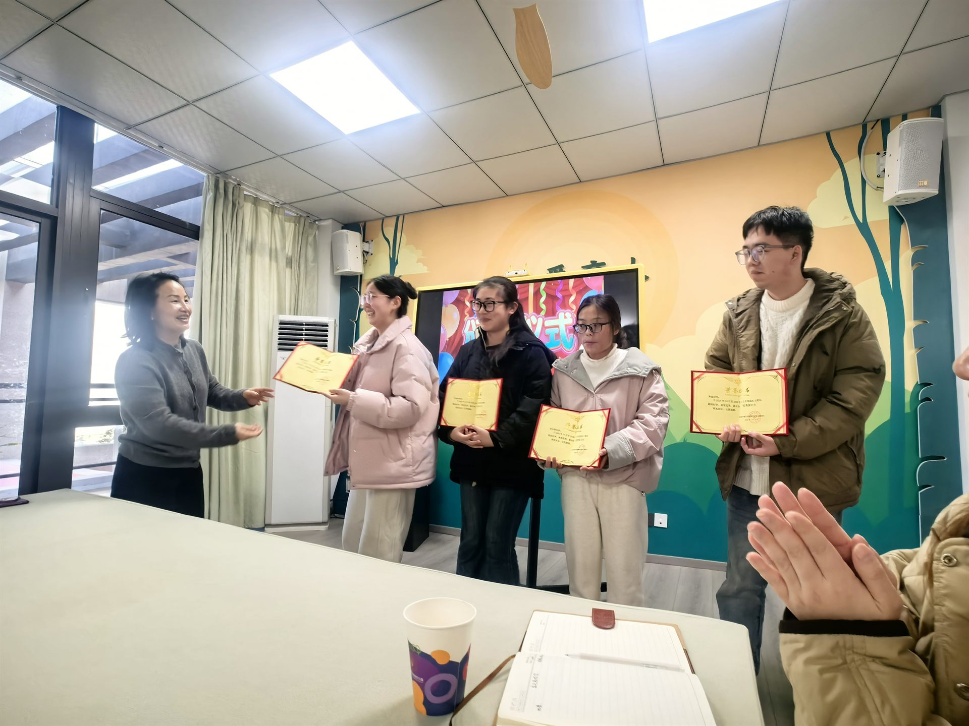学前学生实习2.jpg