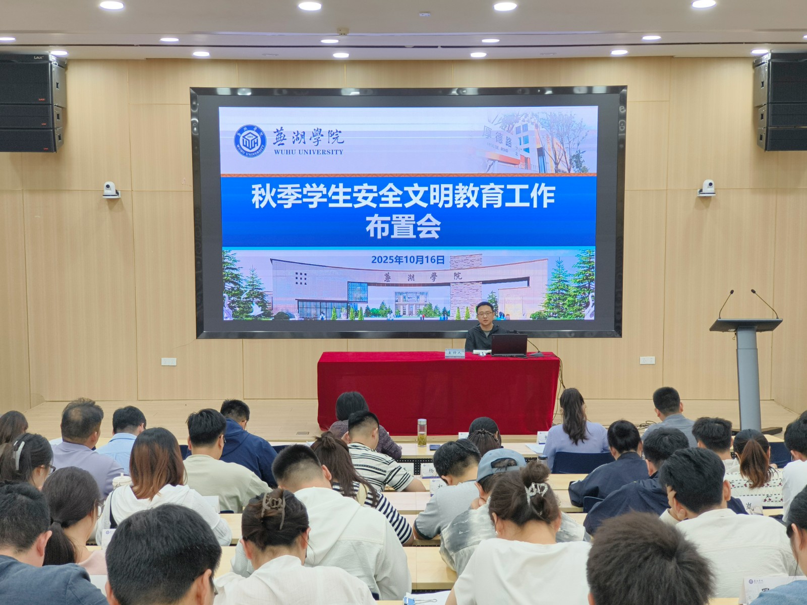 1760687489177370.jpg 1760687489177370.jpg