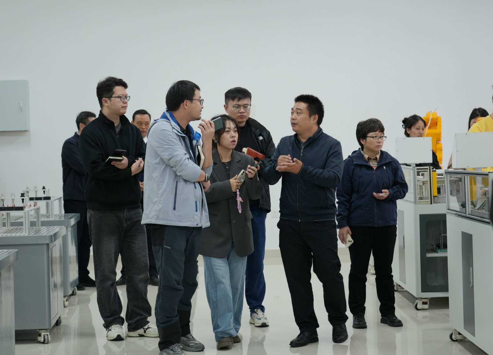 1762412579489028.jpg 1762412579489028.jpg