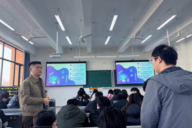 1765208182621488.jpg 王磊公开课02-改尺寸版.jpg