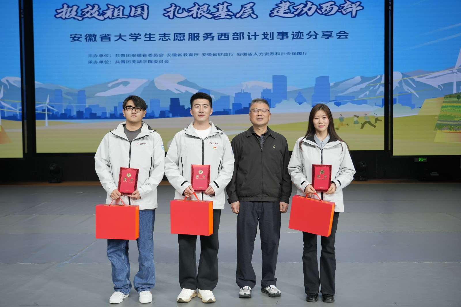 1776393272434175.jpg