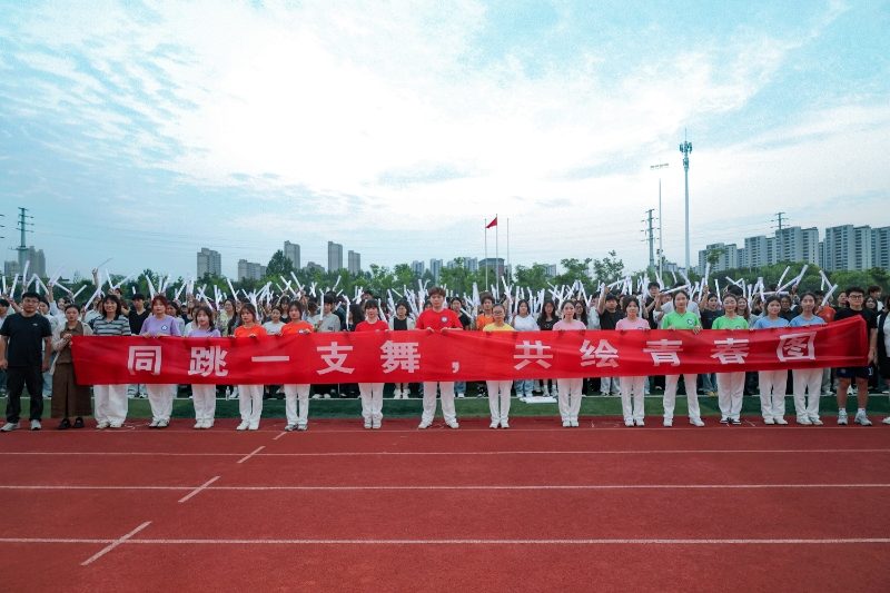 d72e59c19cb2e3bcb78b7266fcbfe5be.jpg